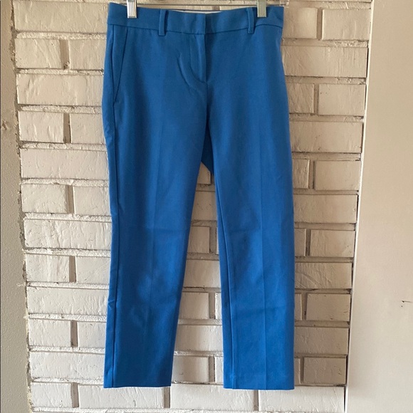 Ann Taylor Pants - Ann Taylor blue slim leg crop pants